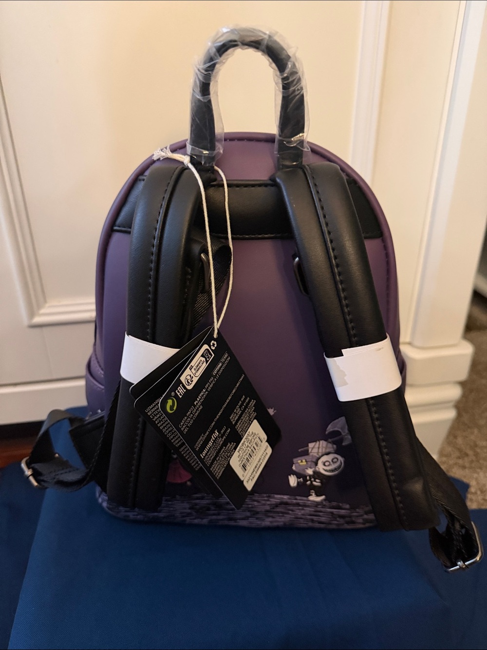 Disney Loungefly Nightmare Before Christmas Lock Character Mini Backpack - Purpl - Picture 4 of 8